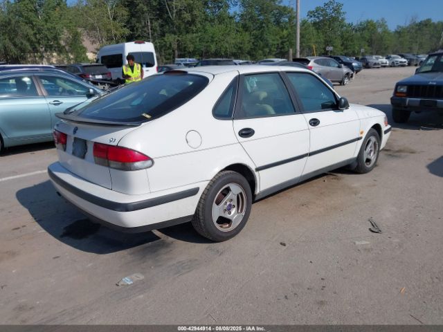 1999 SAAB 9-3 YS3DD58N4X2056761 Photo 3