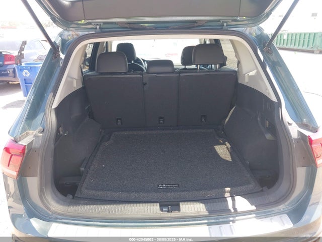 Volkswagen Tiguan 2021 3VV2B7AX4MM108018 Image 16