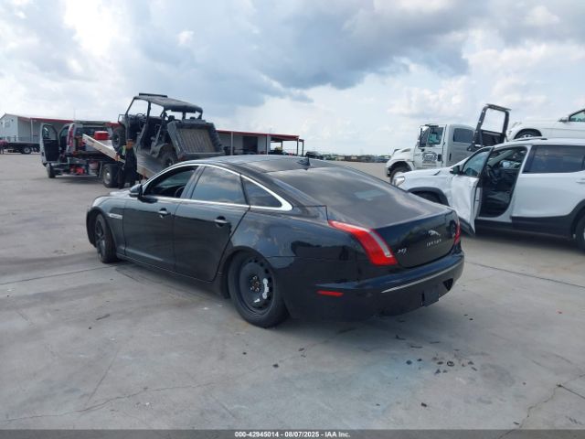 2015 JAGUAR XJ SAJWA1CZ5F8V81935 Photo 2