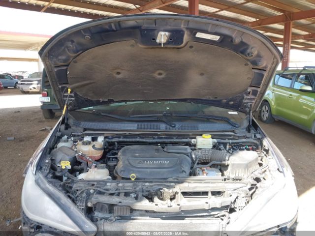 2017 CHRYSLER PACIFICA HYBRID 2C4RC1N79HR692299 Photo 9