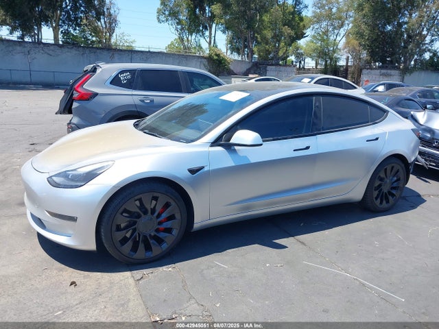 5YJ3E1EC2NF203343 Tesla MODEL 3
