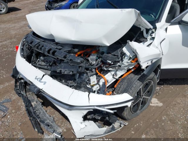 2024 KIA NIRO PLUG-IN HYBRID KNDCS3LF8R5124736 Photo 5