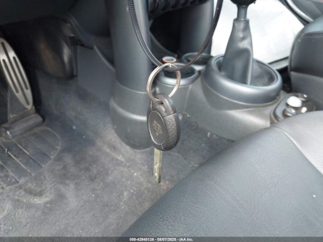 2006 MINI COOPER S WMWRH33586TF87466 Photo 10