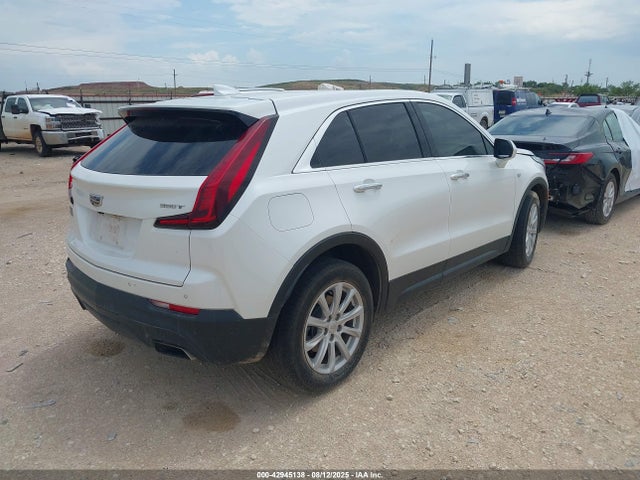 2023 CADILLAC XT4 1GYAZAR40PF105628 Photo 3