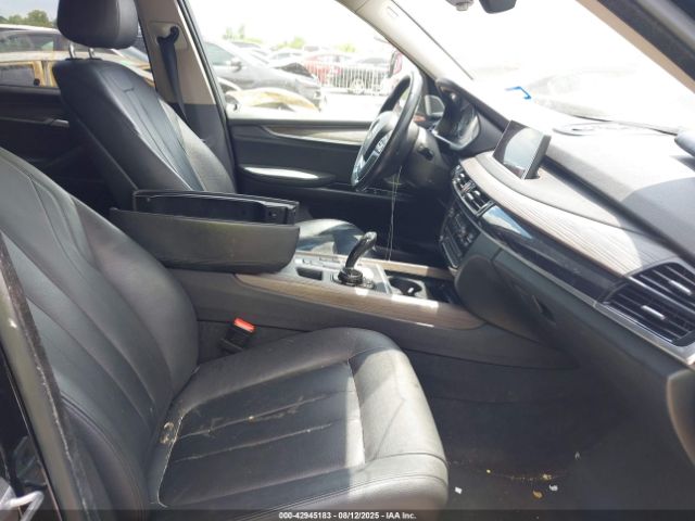 2015 BMW X5 5UXKR0C58F0P09465 Photo 4