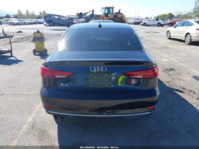 WAUAUGFF4J1029040 Audi 2018