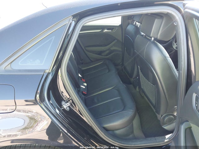 2018 AUDI A3 WAUAUGFF4J1029040 Photo 7