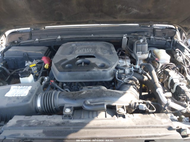 1C4HJXDN2LW138753 Jeep Wrangler Unlimited Sport S 4x4
