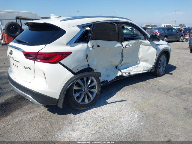3PCAJ5M14LF120228 Infiniti QX50