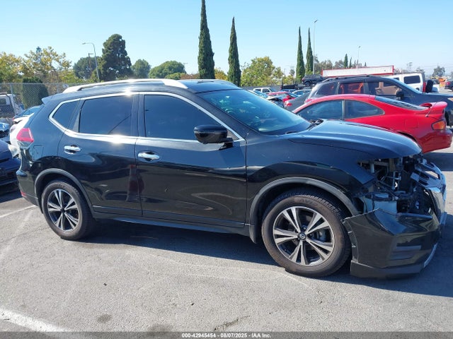 Nissan 2019 2019 JN8AT2MT7KW263862 Image 14