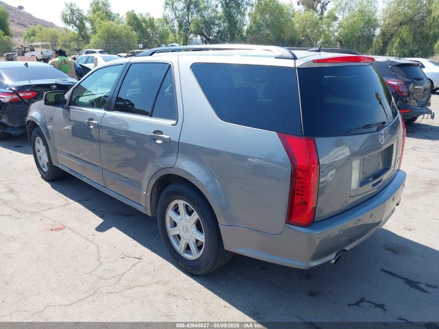 2005 CADILLAC SRX 1GYEE637450152335 Photo 2