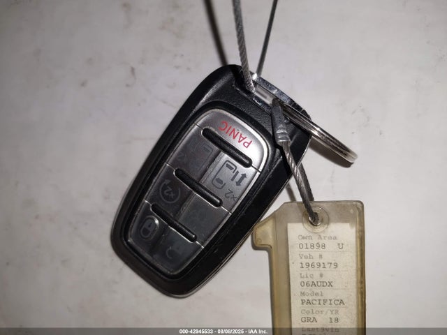 2C4RC1BG7JR214327 Chrysler Pacifica