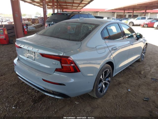 2025 VOLVO S60 7JRL12FC2SG366979 Photo 3