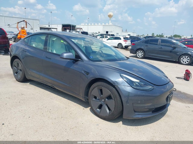 2021 TESLA MODEL 3 5YJ3E1EA8MF921699 Photo 0