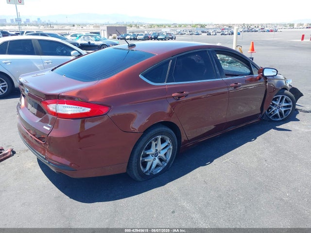 Ford 2016 2016 3FA6P0HD1GR299303 Image 4