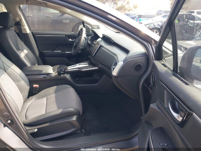 JHMZC5F19JC009273 Honda leb3(h4)