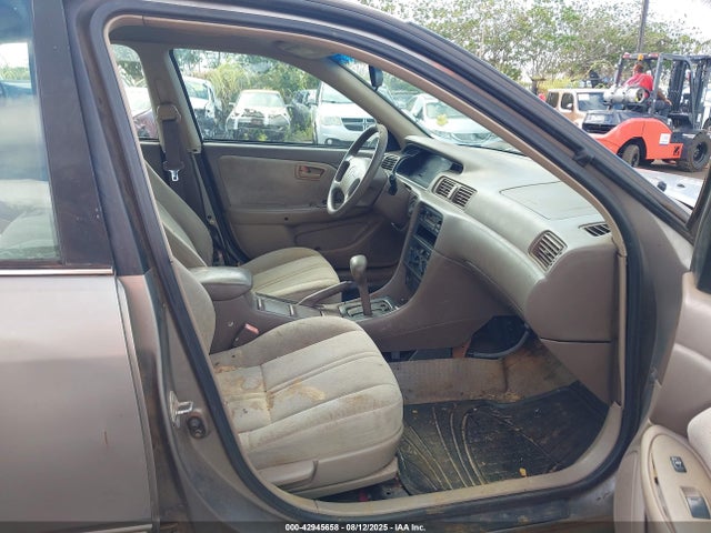 1999 TOYOTA CAMRY 4T1BG22K0XU602636 Photo 4