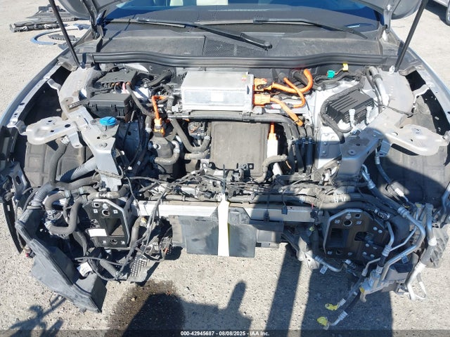 2019 AUDI E-TRON WA1VAAGE3KB010498 Photo 9