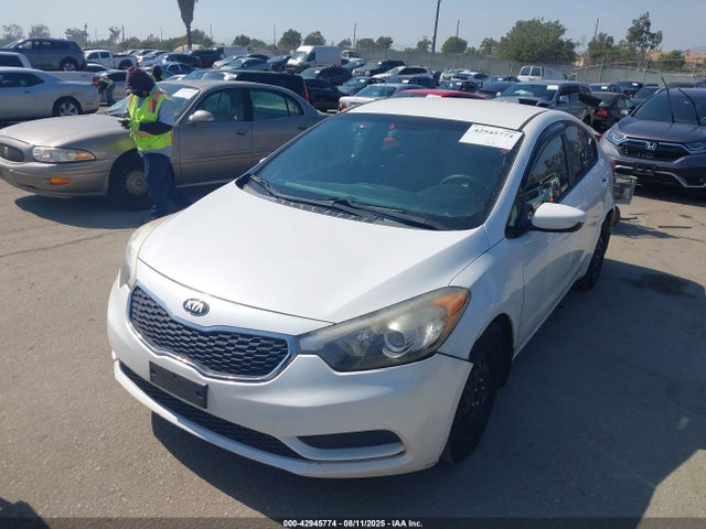 KIA Forte 2014 KNAFK4A60E5086559 Image 2