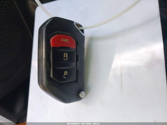 2021 JEEP WRANGLER UNLIMITED 1C4HJXFGXMW841582 Photo 10