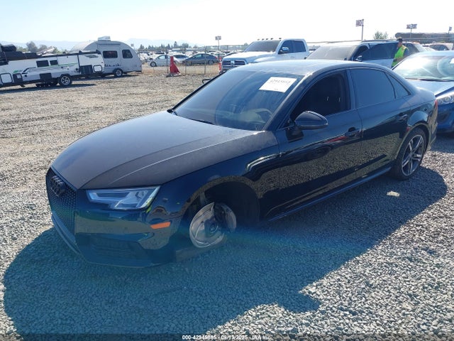 2017 AUDI A4 WAUENAF44HN055229 Photo 1