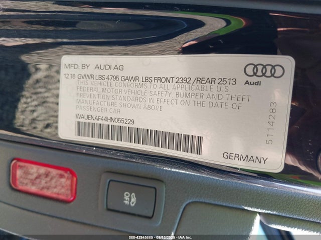 2017 AUDI A4 WAUENAF44HN055229 Photo 8