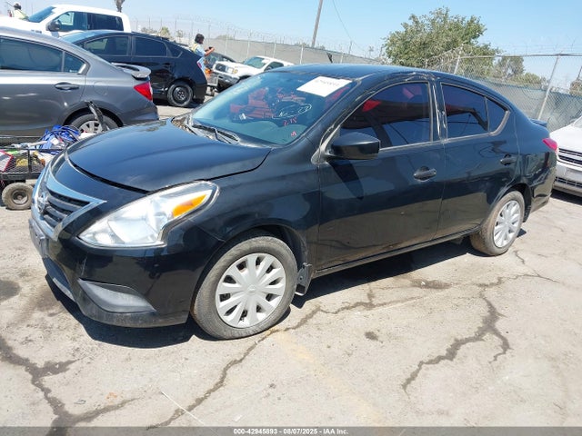 Nissan 2018 2018 3N1CN7AP1JL835406 Image 2