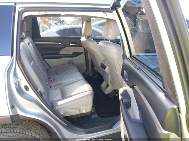 5TDYZRFH4JS272771 Toyota 2gr-fks