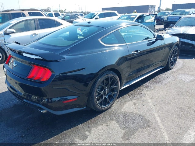 Ford 2.3l 4v premium fuel 2018 1FA6P8TH2J5145010 Image 4