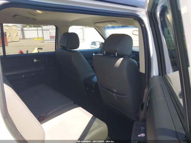 Ford Flex 2018 2FMGK5C88JBA13159 Image 8