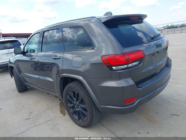 1C4RJEAG7LC392040 Jeep 2020
