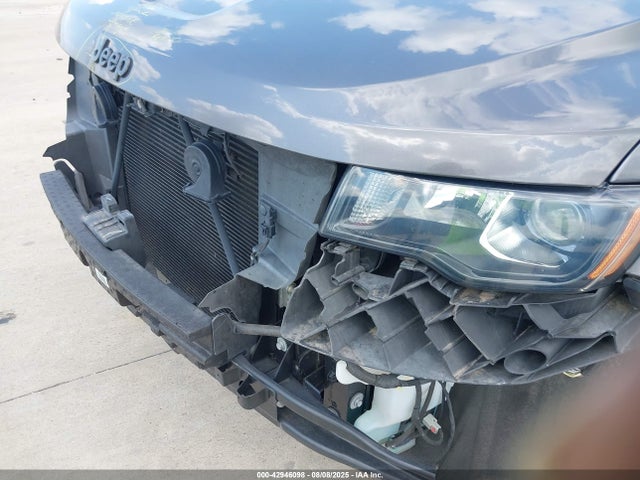 1C4RJEAG7LC392040 Jeep 2020