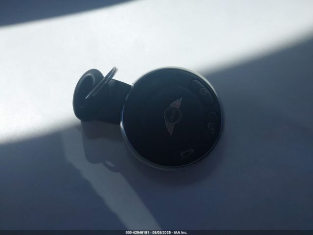 2016 MINI COUNTRYMAN WMWZC5C58GWT39029 Photo 10