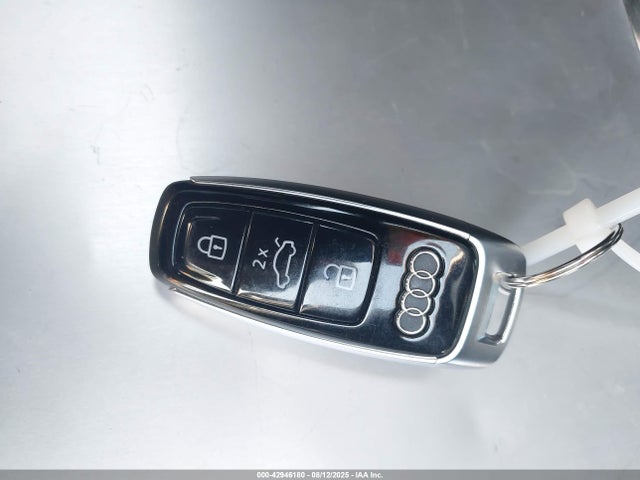 2019 AUDI Q8 WA1BVAF14KD045562 Photo 10