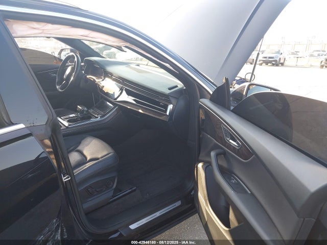 2019 AUDI Q8 WA1BVAF14KD045562 Photo 4