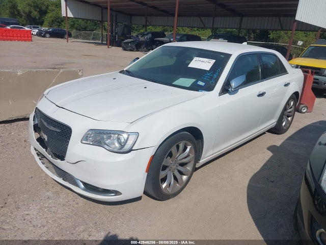 2C3CCAEG0JH193851 Chrysler 300