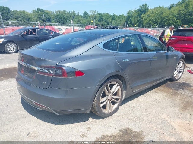 2013 TESLA MODEL S 5YJSA1AG5DFP09747 Photo 3