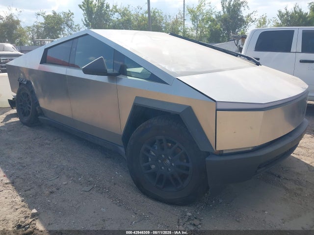 2025 TESLA CYBERTRUCK 7G2CEHED1SA068606 Photo 0
