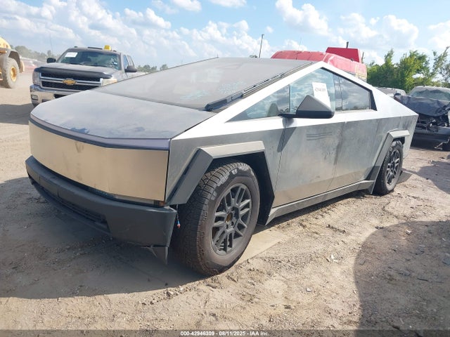 2025 TESLA CYBERTRUCK 7G2CEHED1SA068606 Photo 1