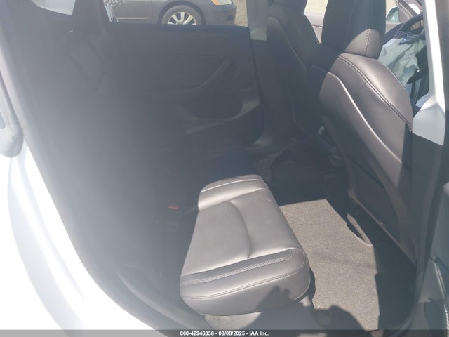 2021 TESLA MODEL Y 5YJYGDEEXMF108157 Photo 7