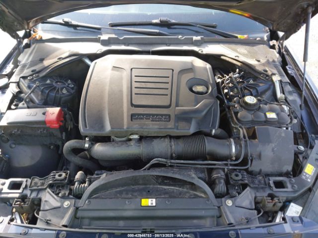 2018 JAGUAR XE SAJAJ4FX7JCP20474 Photo 9