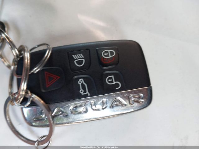 2018 JAGUAR XE SAJAJ4FX7JCP20474 Photo 10