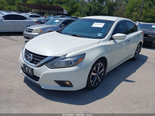 1N4AL3AP4HC478978 Nissan 2017
