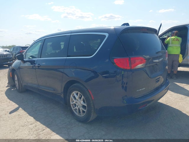Chrysler Voyager 2020 2C4RC1CG0LR243394 Image 3