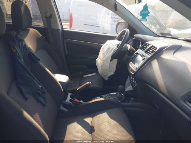 2017 MITSUBISHI OUTLANDER SPORT JA4AR3AU0HZ032882 Photo 4