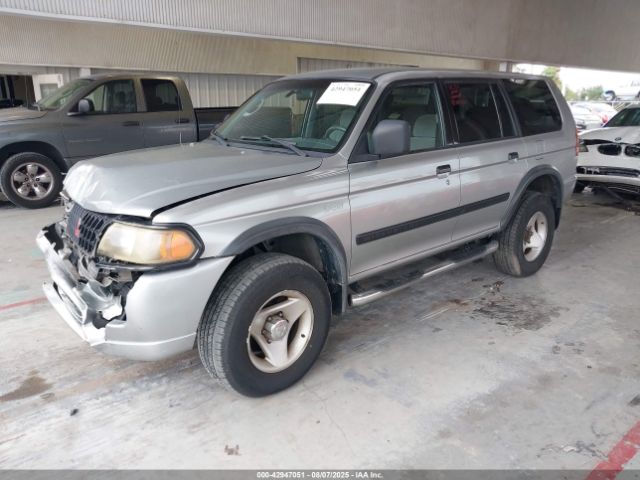 2000 MITSUBISHI MONTERO SPORT JA4LS31H4YP032685 Photo 1
