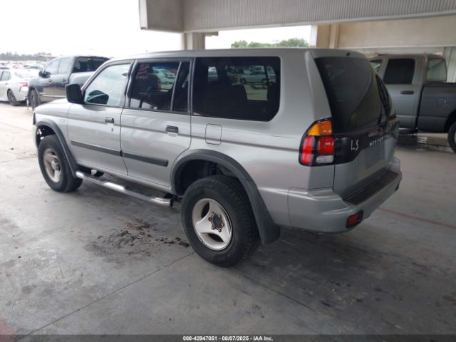 2000 MITSUBISHI MONTERO SPORT JA4LS31H4YP032685 Photo 2