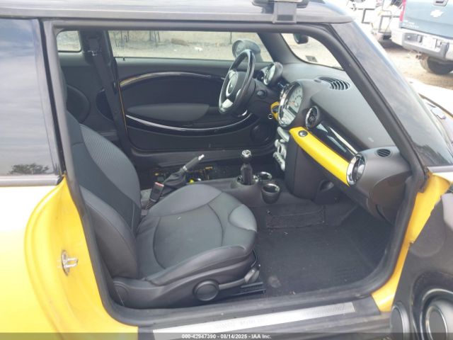 2009 MINI COOPER S WMWMF73579TT95190 Photo 4