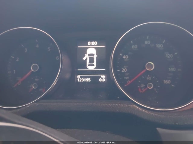 1VWDT7A39HC064278 Volkswagen tsi