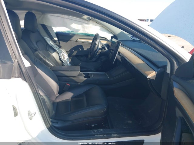 2021 TESLA MODEL 3 5YJ3E1EA9MF996010 Photo 4